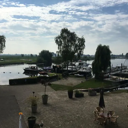 Chalet - De Schans Alphen Benedeneind